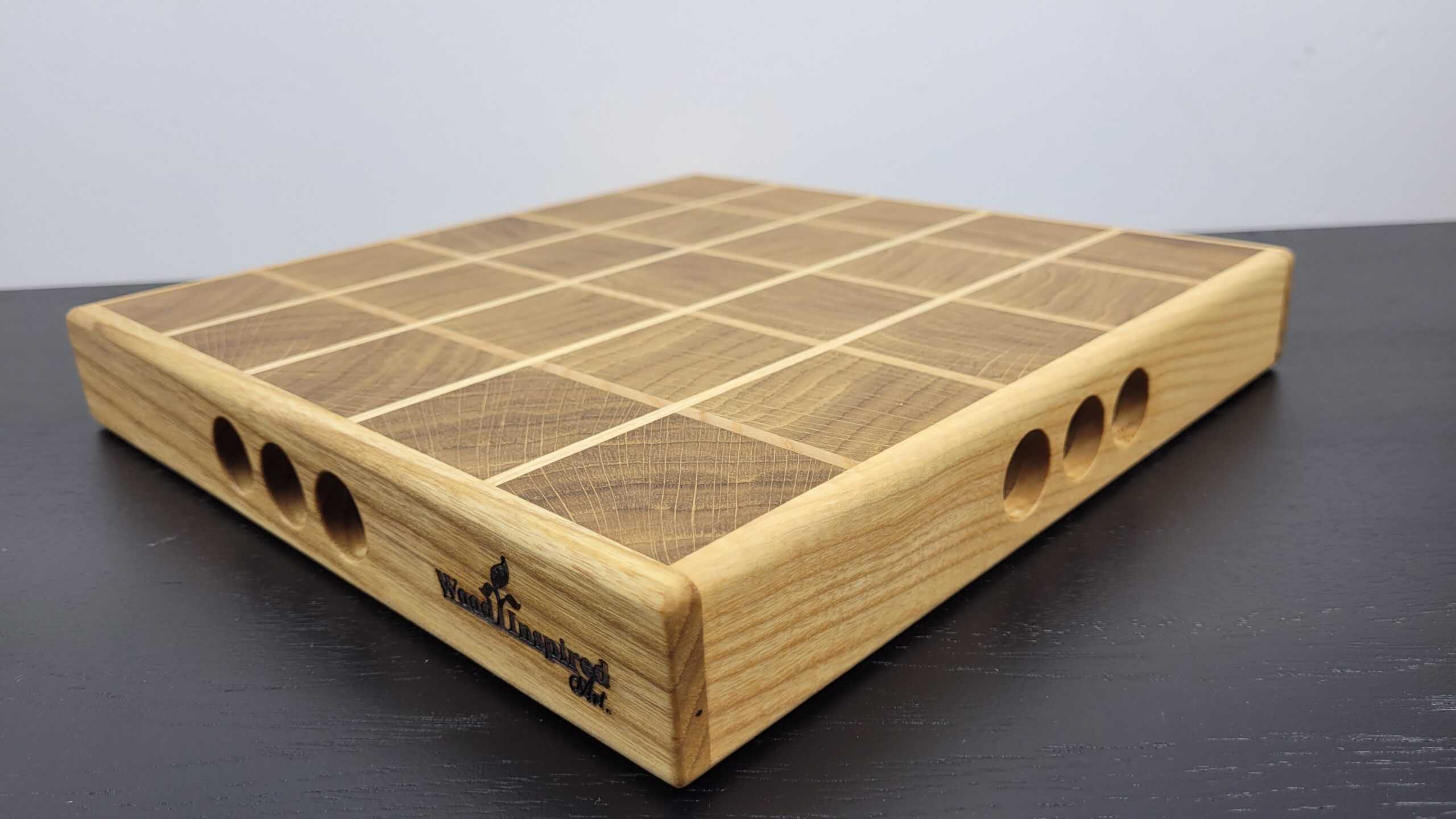 Dębowa deska do krojenia 26x26x4 - obrazek 3