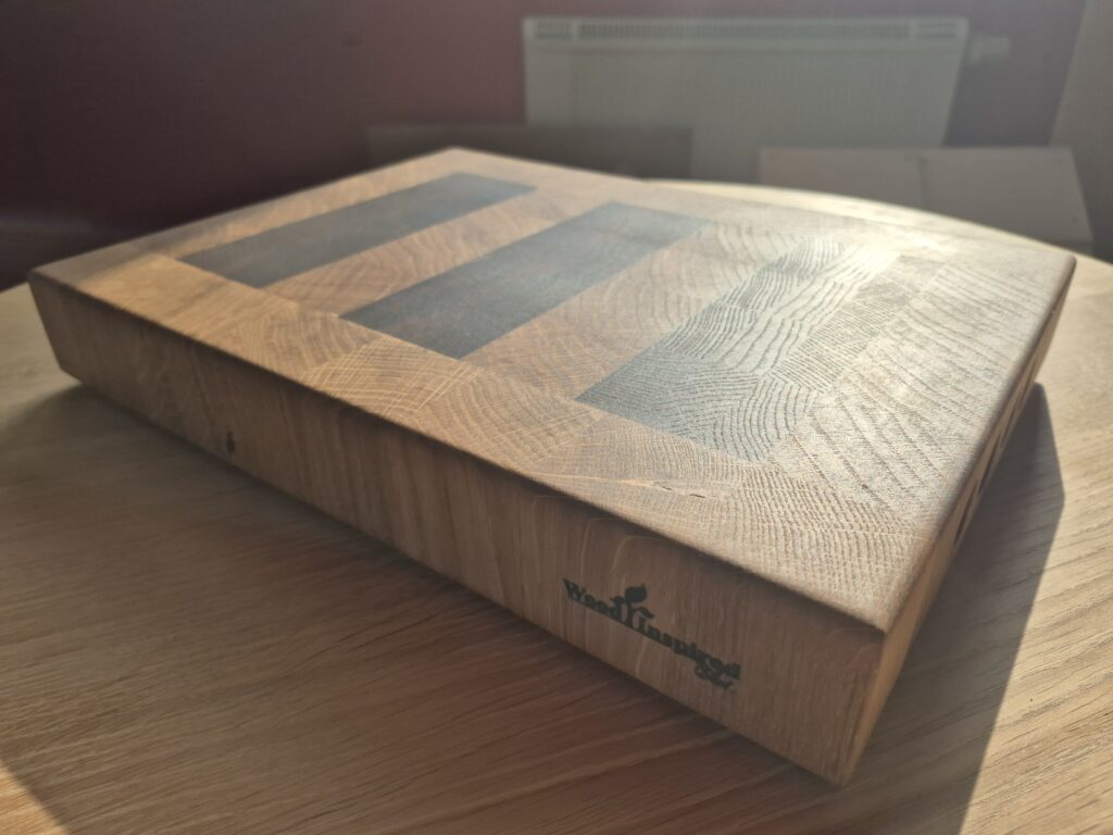 Deska dębowa monolit z naturalnym obrzeżem